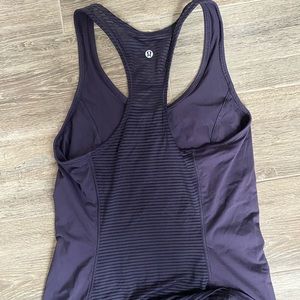 Lululemon tank